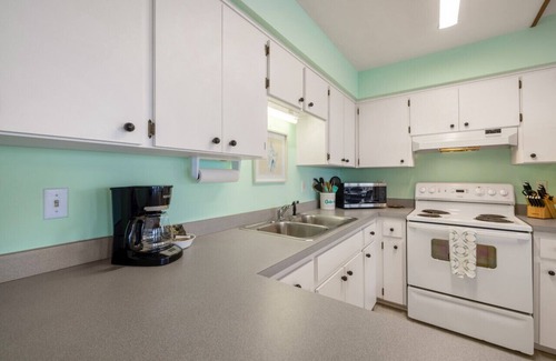 Cedar Key House | Gulf front island stilt house