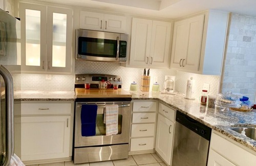 Tarpon Springs Condo | Gulf front location in a gated community in historic Tarpon Springs