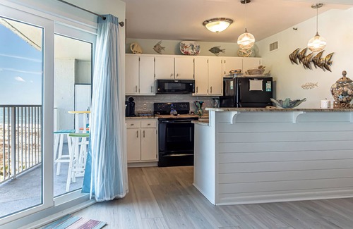 Fort Morgan Condo | Gulf Shores Royal Gulf Beach and Racquet Club