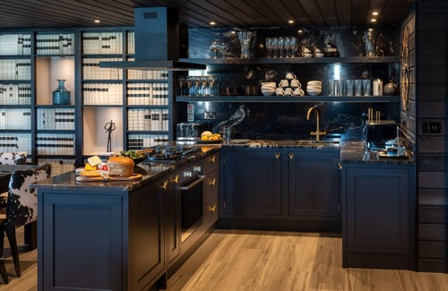 Yockenthwaite Cottage | GUNNER LODGE, family friendly, with hot tub in Chapel-Le-Dale