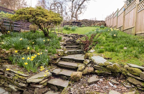 Elterwater Cottage | GUNPOWDER COTTAGE, pet friendly, with open fire in Elterwater