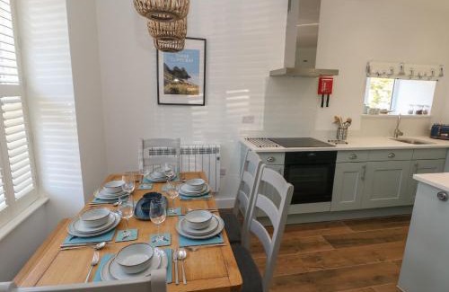 Llanrhidian Higher House | Gwynfryn