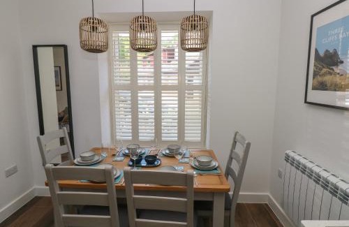 Llanrhidian Higher House | Gwynfryn