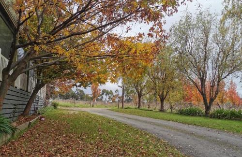 Labertouche House | Gypsy Creek Retreat
