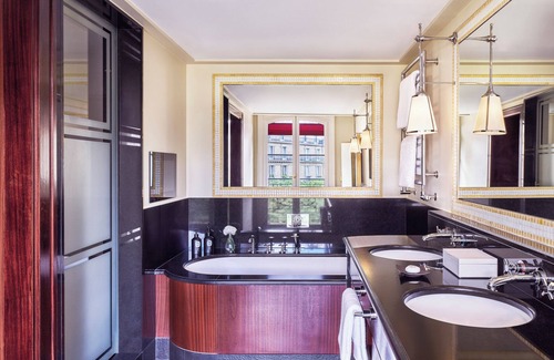 Champs-Elysees Hotel | Hôtel Barrière Fouquet's Paris