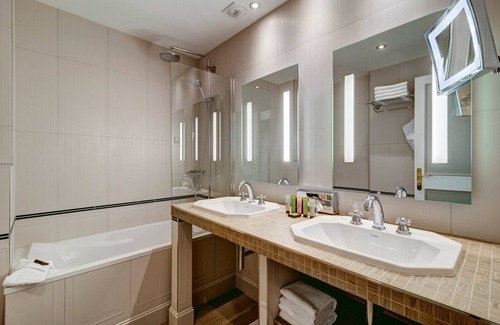 8th Arrondissement Hotel | Hôtel Bradford Elysées – Astotel
