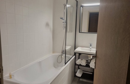 Rancourt Hotel | Hôtel Le Prieuré