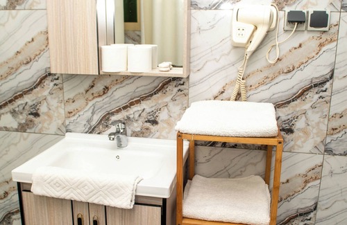 Littoral Department Hotel | Hôtel Les Orchidées