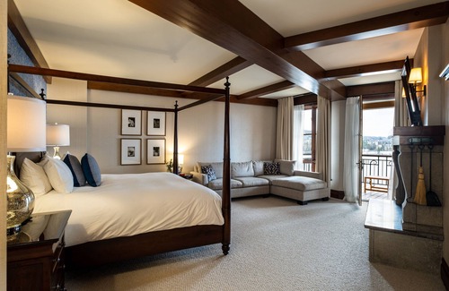 Mont-Tremblant Pedestrian Village Resort | Hôtel Quintessence