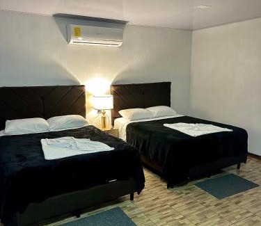 Tortuguero House | H et L