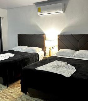 Tortuguero House | H et L