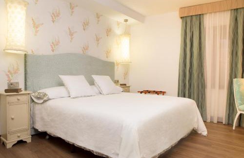 Alarcon Hotel | H Luisa Hotel