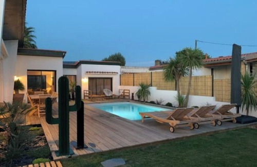 Biarritz Villa | "Habia" Villa Biarritz swimming pool
