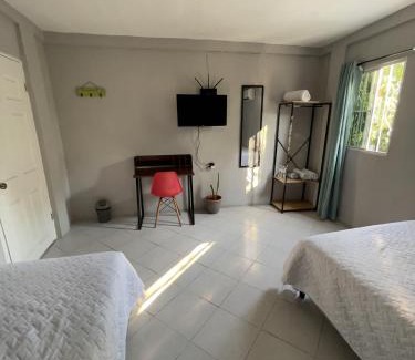 El Porvenir House | Habitación cerca del aeropuerto #3