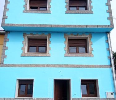 O Ribeiro House | Habitación con baño cambados