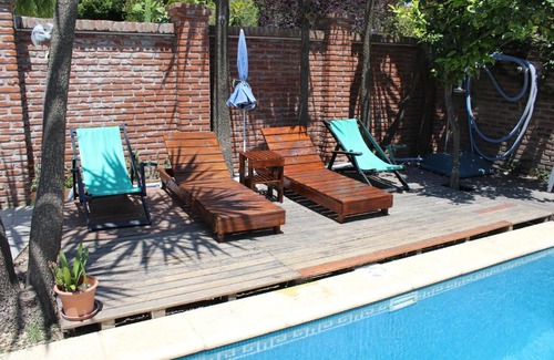 Mar del Plata House | Habitación en villa neo victoriana con piscina