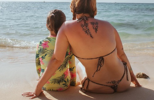 Bocachica Cabin | Habitación Frente al Manglar 2 Camas Individuales en Playa Blanca Isla Barú