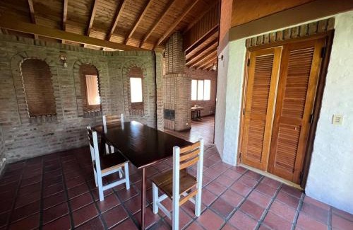 Cipolletti House | Habitación privada en chalet, Cipolletti