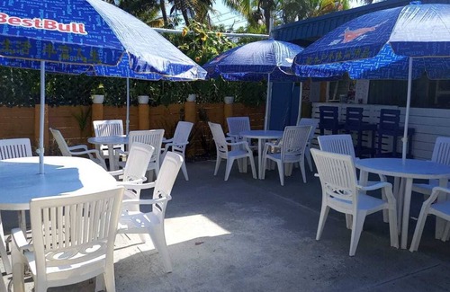 La Caleta Bed & Breakfast | HABITACION A 5 MINUTOS DEL AEROPUERTO