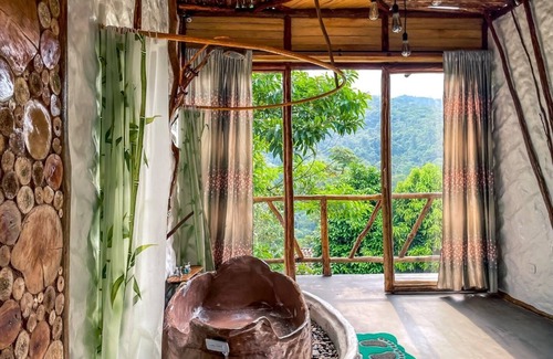 Mocoa Cottage | Habitacion Deluxe con Balcón y Vista a la Montaña en Mocoa