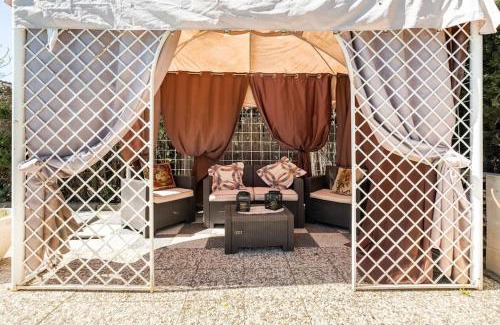 Alhendin House | habitaciones con piscina privada en casa de campo, Granada