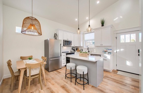 Southeast Boise House | #HabitueHomes - Bronco House - 2 BLOCKS TO BSU!