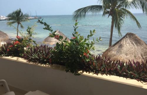 Puerto Juarez Apartment | Hacienda del Mar Resort Condominio 205