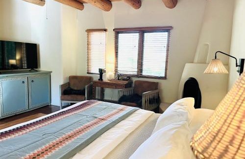 Taos Bed & Breakfast | Hacienda Del Sol Historic B&B