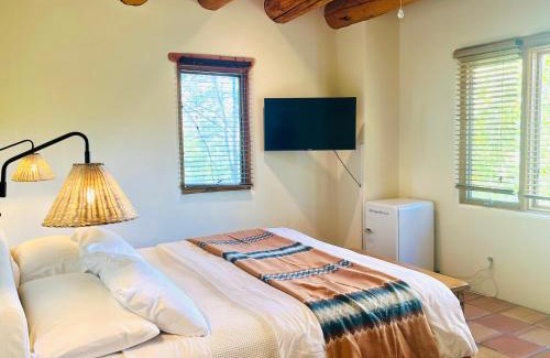 Taos Bed & Breakfast | Hacienda Del Sol Historic B&B