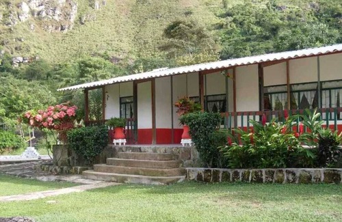 Tibacuy Cabin | Hacienda El Bosque Alojamiento Campestre