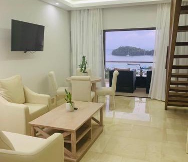 Samana Hotel | Hacienda Samana Bay Hotel