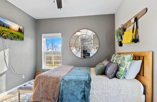 Linn Creek Apartment | Hackberry Hideaway - Osage Beach