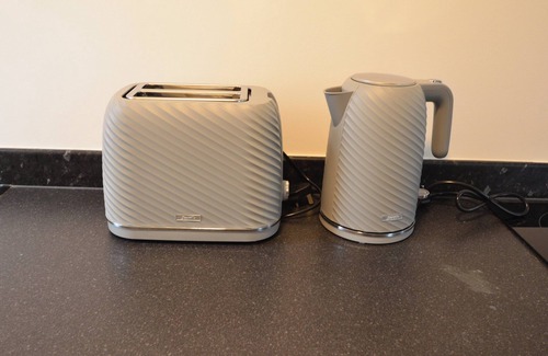 Leabridge House | Hackney E5 - Perfect for Couples Getaway