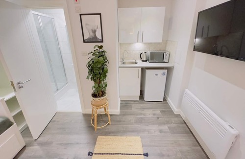 Upper Clapton Apartment | Hackney Studios by Sleepy - Studio Flat 4