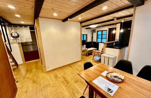 Sasayama House | HAKURA 築100年古民家一棟貸し 100 Year Old Japanese House Stay in Tamba Sasayama