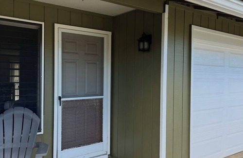 Kahalu u House | Hale Koolau 2-bedroom house with WiFi, W/D and AC in lovely Kaneohe 30days