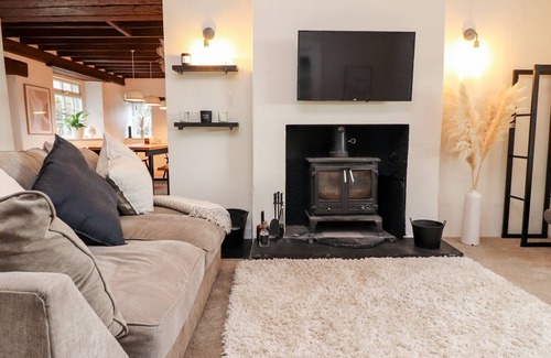 Carnforth Cottage | HALL GOWAN, family friendly, character holiday cottage in Carnforth