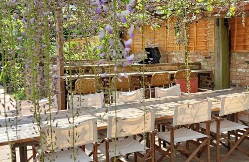 Bursledon House | Hamble Riverside Cottage