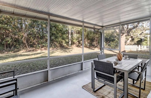 Saint Augustine Shores House | Hambra House a 2-bedroom, 1.5-bath weekend getaway in St Augustine Shores