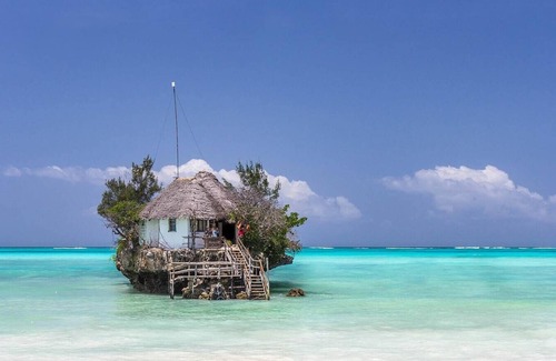 Pingwe House | Hammock Under Milky Way and 5 Min to Beach & The Rock