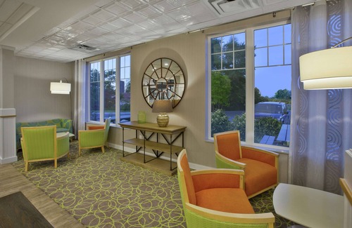 Bar Harbor Hotel | Hampton by Hilton Bar Harbor