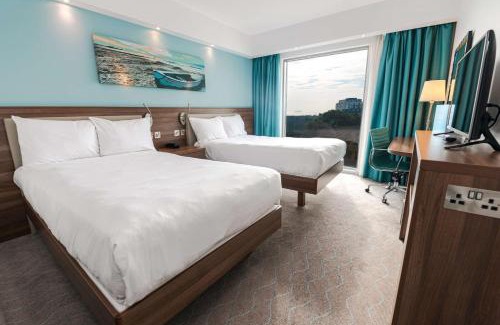 Bournemouth City Centre Hotel | Hampton by Hilton Bournemouth