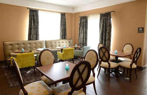 Americus Hotel | Hampton Inn Americus