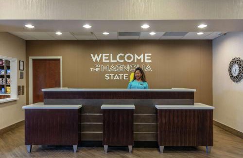 Columbus Hotel | Hampton Inn and Suites Columbus, MS