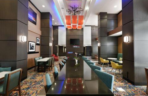 Tulsa Hotel | Hampton Inn and Suites Tulsa Central