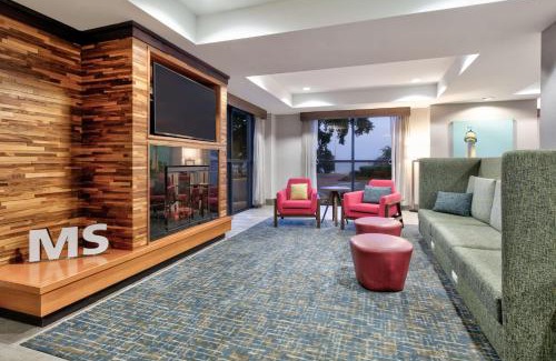 Biloxi Hotel | Hampton Inn Biloxi Beach Boulevard