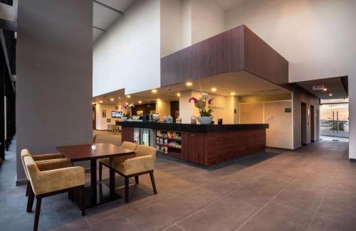 Colinas del Parque Hotel | Hampton Inn By Hilton San Luis Potosi