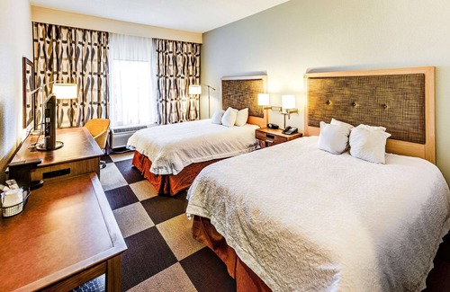 Columbus Hotel | Hampton Inn by Hilton Columbus I-70E/Hamilton Rd