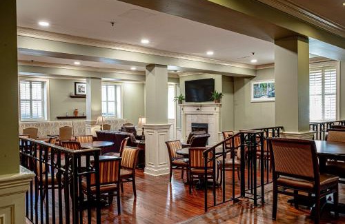 Downtown Charleston Hotel | Hampton Inn Charleston-Historic District