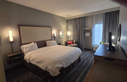 Commerce Hotel | Hampton Inn Commerce